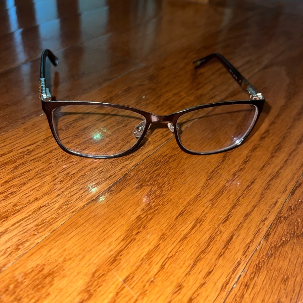 Guess glasses